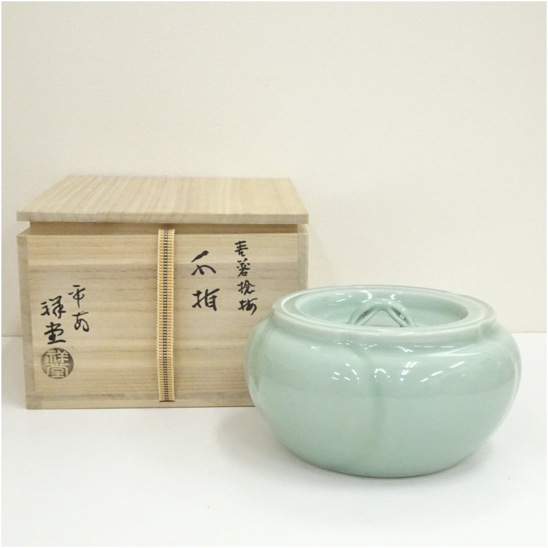 T190 水指 『青磁 水指』『月白』『妙高焼』『髙井進』 共箱 茶道具