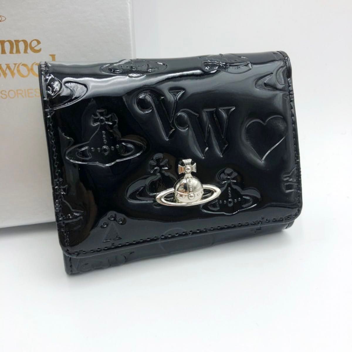 Vivienne Westwood ヴィヴィアンウエストウッド がま口 三つ折り財布
