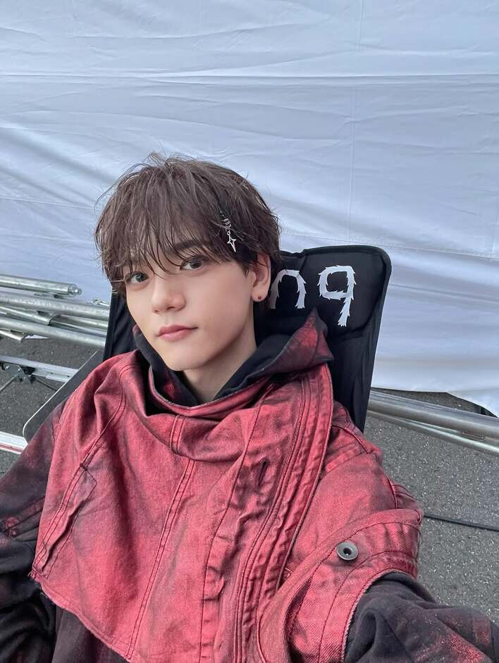 背後におもろい子おる」中島颯太 新曲MVオフショットにメンバーが