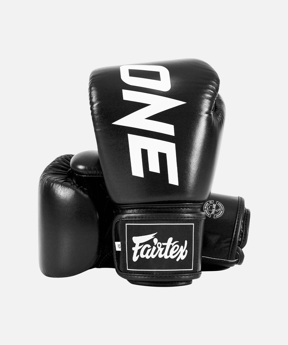 試合用Fairtex ONE グローブ ブラック S ONE x Fairtex Tight-Fit