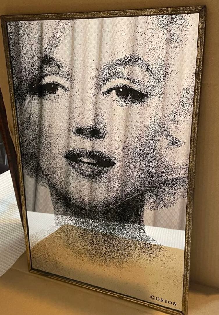 マリリンモンロー　パブミラー マリリンモンロー鏡インテリアミラーパブミラー壁掛けミラー