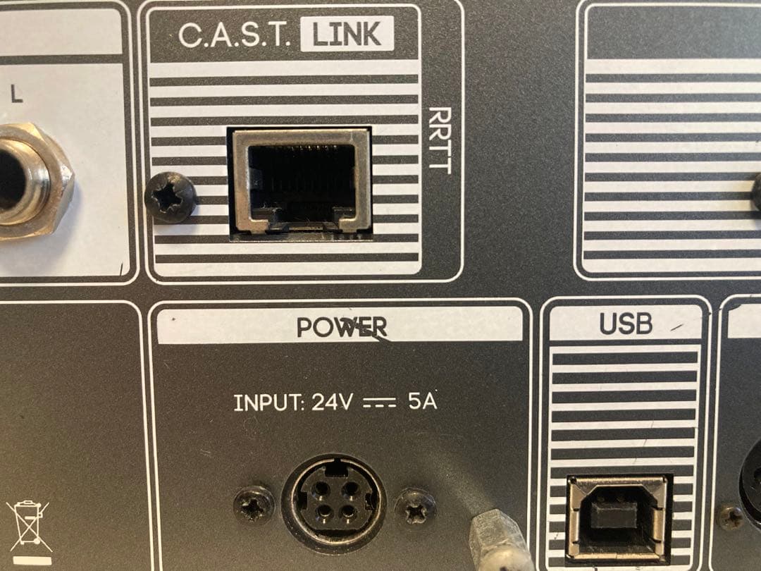 値下げ】Cranborne Audio 500R8 オーディオインターフェイス